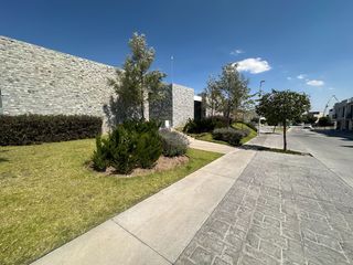 Terreno en Venta en el Fracc. El Paraíso, Tlajomulco