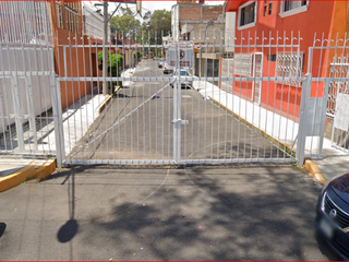 ¡¡Atención Inversionistas!! Venta de Casa en Remate Bancario, Col. Culhuacán, Ciudad de México.
