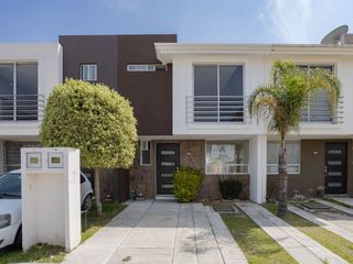 Casa en Venta, San Francisco Ocotlan. Puebla