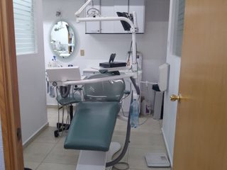 SE RENTA CUBÍCULO DENTAL EQUIPADO DENTRO DE CONSULTORIO.