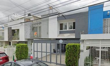 Casa En Remate Bancario En P.º Casa Grande, Zapopan, Jalisco