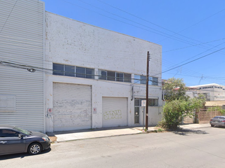 Casa en venta ¡REMATE BANCARIO! -Calle 12a., Santa Rosa, Chihuahua,Chihuahua.