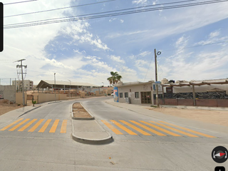 Casa ubicada en Fraccionamiento Lomas Del Pedregal, Cabos San Lucas, Baja California Sur. Con 3 recamaras y 142m2. A unos minutos del Súper Ley Expres