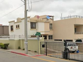 Casa En Remate Bancario En Del Ebano, Tijuana, Baja California