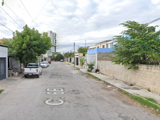¡ Casa En Venta ! (Remate) - Jardínes de Vista Alegre II, Mérida, Yucatán