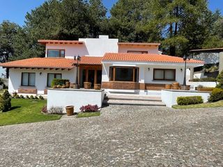 Casa en renta en Hacienda San Martin amplio jardín