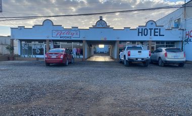Hotel en San Quintín a pie de carretera