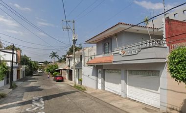 Hermosa propiedad en Uruapan Michoacán