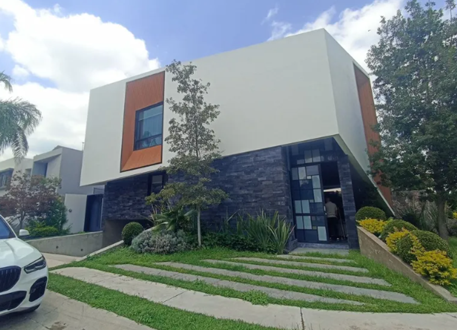 CASA EN VENTA EN RICONADA DEL BOSQUE, ZAPOPAN JALISCO | Lamudi.com.mx