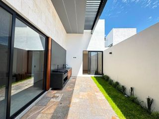 CASA EN VENTA EN AGUASCALIENTES, UNA PLANTA RES. TAMARINDOS