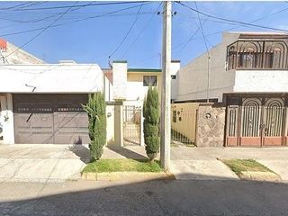 CASA EN VENTA EN BOSQUES DE AMALUCAN RECUPERACIÓN INMOBILIARIA