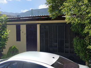 Casa en Venta; REMATE BANCARIO !!; C. Los Agaves, Loma Linda, Saltillo, Coahuila de Zaragoza
