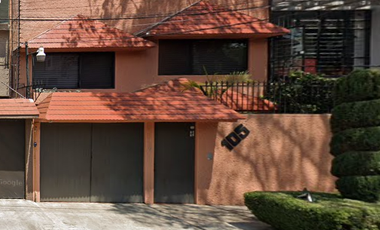 Casa en Venta. Anzures, Miguel Hidalgo. Remate Hipotecario.