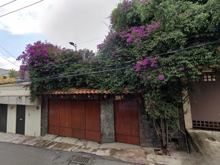 CASA CON EXCELENTE UBICACIÓN EN TLALPAN, CIUDAD DE MÉXICO, ADJUDICADA A LA VENTA!!