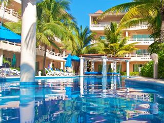 DEPARTAMENTO EN PORTOFINO DENTRO DE PUERTO AVENTURAS CON INCREIBLES VISTA A LA MARINA Y CANALES DE NAVEGACION