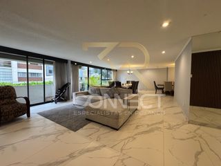 Departamento en Venta en Lomas de Chapultepec 3R/2.5B/1E - Balcón - 225m2