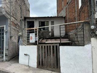 Propiedad en venta, 4 unidades rentables,  Col. 5 de diciembre Puerta Vallarta, Jal.