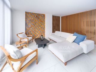 Colomos Providencia: Depa Amueblado 2 Rec en Pb, Jardín Privado - English Spoken