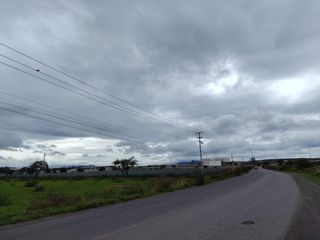 TERRENO EN VENTA A PIE DE CARRETERA CON UNA SUPERFICIE DE 20,000 M2