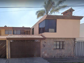 HERMOSA CASA DEN VENTA