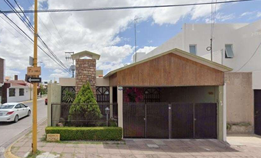 ¡¡GRAN OPORTUNIDAD!! HERMOSA CASA.