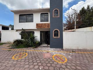 SE VENDE CASA EN PRIVADA EN LA COLONIA EL VENADO