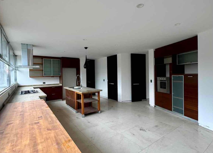REMATO residencia de 700m2 de terreno | Lamudi.com.mx