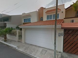 Hermosa casa de Remate Bancario en Costa de Oro, Veracruz
