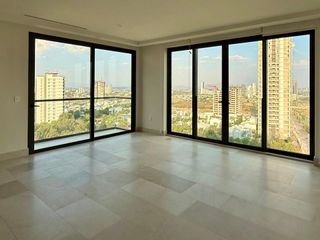 Torre del Prado 2 Rec 2 baños 2 autos, departamento de lujo en venta!