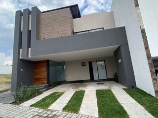 MAGNIFICA RESIDENCIA EN PARQUE NAYARIT - CASCATTA