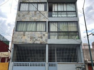 SE RENTA DEPARTAMENTO EXTERIOR, UNO POR PISO.