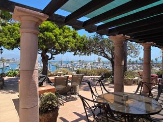 Marina Front 2Bedrooms 1Bath Bungalow, beatiful confortable setting secure,