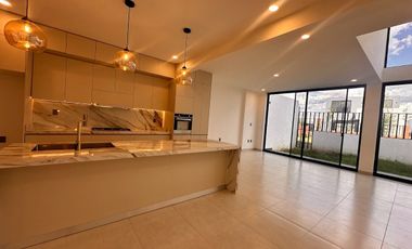 VENTA DE CASA EN RINCONADA DE SANTA FE CERCA DE LA IBERO