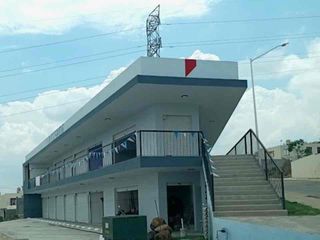 Venta de Local Comercial #7 en PLAZA LA CÚSPIDE, dentro Fracc. Las Terrazas, nuevos ( con opción a renta )