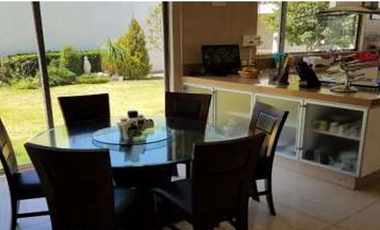 VENTA DE HERMOSA CASA