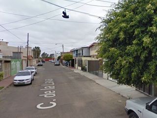 ¡¡Haz Que Tu Dinero Trabaje Para Ti Hoy !! Venta de Hermosa Casa en Exclusiva Zona, Col. Playas de Tijuana, B.C.
