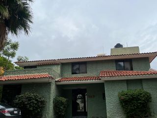 VENTA DE CASA AMPLIA