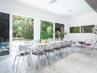 EN VENTA MANSION ESPECTACULAR AMUEBLADA EN PLAYACAR