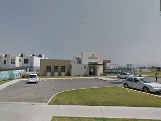 VENTA DE CASA EN FRACCIONAMIENTO JARDINES DE VERSALLES LEON GUANAJUATO