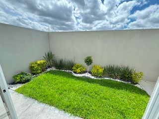CASA EN VENTA EN AGUASCALIENTES, ZONA PONIENTE COTO GRANITO