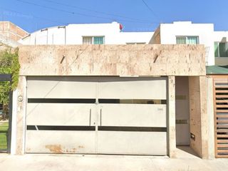 CASA EN VENTA EN FRACCIONAMIENTO LOMAS DE SANTA ANITA AGUASCALIENTES