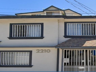 Hermosa casa de recuperación Bancaria *NO CRÉDITOS* de 2 niveles con diseño contemporáneo y excelente ubicación,