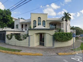 CASA EN VENTA EN CANCUN EN SUPERMANZANA 11 CERCA DE PLAZA LAS AMERICAS