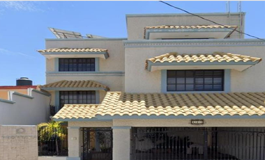 Hermosa Casa de recuperación bancaria en Mazatlán, Sinaloa. *NO CRÉDITOS*