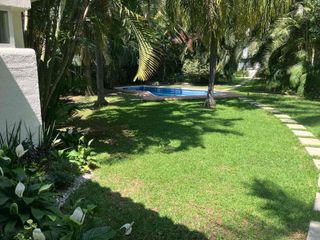 CUERNAVACA Cerca Plaza Cuernavaca rento LOFT , mtto e internet incluidos. Alberca  jardín $10,500.00 SIN MUEBLES