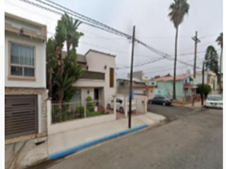Hermosa casa de recuperación bancaria en Ensenada, Baja california *NO CRÉDITOS*