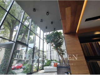 Casa con Uso de Suelo Comercial junto a Parque Lincol
