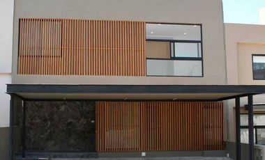 Casa residencial en Venta a estrenar en Altozano Querétaro