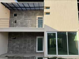 CASA EN RENTA, SANTIAGUITO ETLA