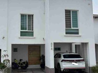 VENTA DE CASA EN CEDROS RESIDENCIAL RESERVA